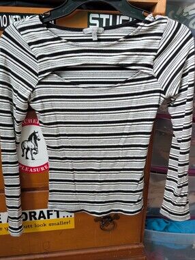 Charlotte Russe Black & White Ribbed Striped Long Sleeve Cut Out Top!
